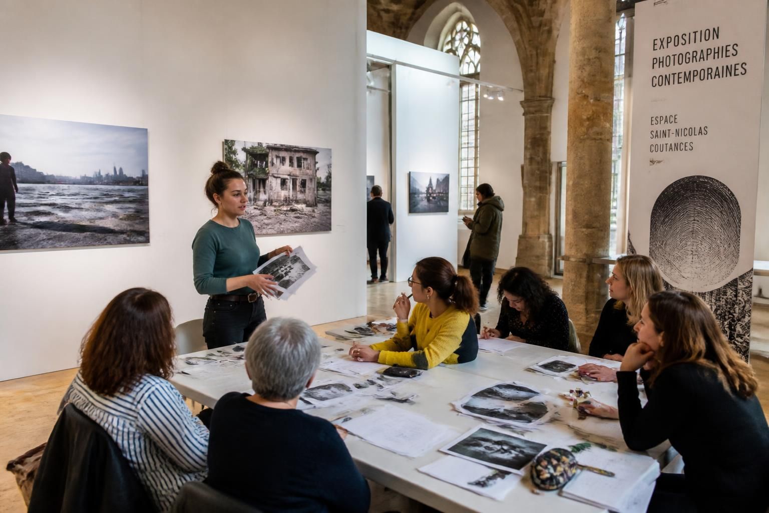 À Coutances, la biennale de photographie s’anime avec ateliers créatifs, artistes invitées et concert exceptionnel 5 découvrez la biennale de photographie à coutances : ateliers créatifs, artistes invitées et un concert exceptionnel vous attendent pour une expérience artistique unique.